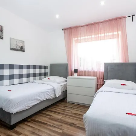 Kolo Szczyrku A&s - Basen, Jacuzzi, Sauna *