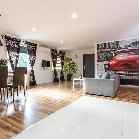 Kolo Szczyrku A&s - Basen, Jacuzzi, Sauna *