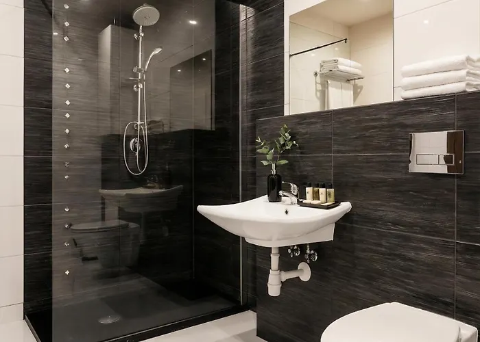 Kolo Szczyrku A&s - Basen, Jacuzzi, Sauna 什切尔克